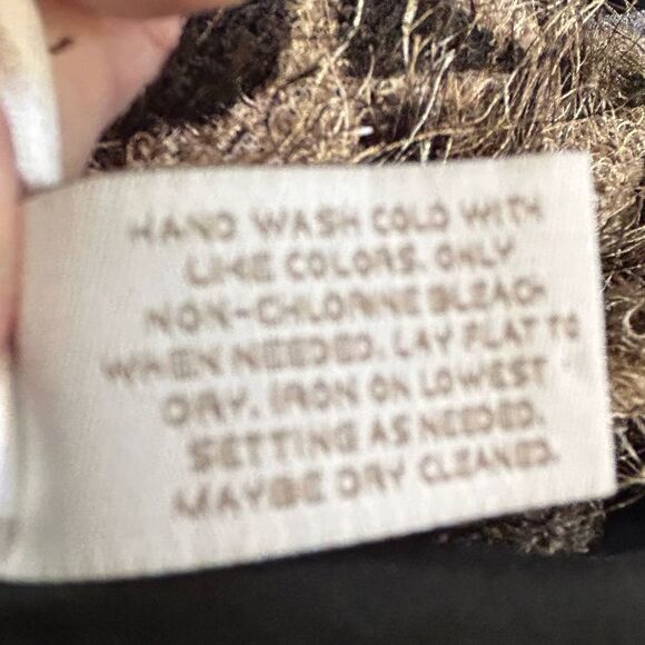 Chico’s EasyWear Eyelash Animal Print Open-Front Bolero-Size 2 (Large) - Picture 4 of 6